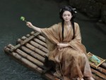 Chiffon Qipao Dress with Ice Silk Baby:A Winter Fashion Statement