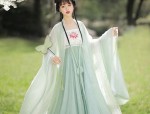 Epic Journey in the Scrolls of Shanhai:Original Hanfu Fashion Tells a Tale of Mountains and Seas
