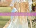 The Elegance of a Happy Mother-in-Laws Wedding Cheongsam with a Noble Shawl