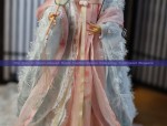 The Splendor of Tangzhuang:The Traditional Chinese Clothing in Modern Perspective