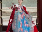 The Elegant Combination of a Horseface Skirt with a Standing Collar Blouse