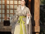 The Splendor of Cheongsam:The White-Red Fusion