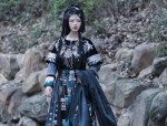 Embracing Traditional Elegance:The Allure of Qiqiao Cheekini Skirt