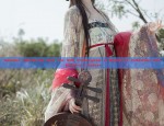 Celebrating the Lunar New Year with Family in Traditional Tang Costumes