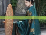 Childrens Hanfu Shoes:A 12-Year-Olds Perspective on the Fashion Trend