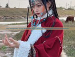 Embracing Modern Elegance:The New Chinese Style with Horseface Skirt and Blouse