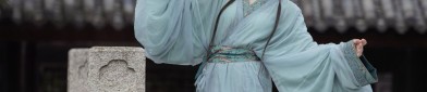 Fashionable and Warm:11-Year-Old Girls Autumn and Winter Pleated Skirt with Horseface Design