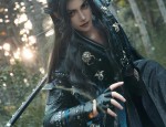 Ethereal Splendor:The Splendor of Glass and Traditional Chinese Clothing