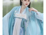 The Embroidery of Cheongsam Collars:A Study in Traditional Beauty and Craftsmanship