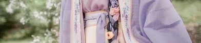 Plus Size Skirt with Horseface Pattern and Blouse:A Fashionable Guide