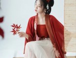 Modernizing the Cheongsam:A Winter Fashion Statement for Young Girls