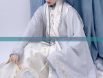 Winter Hanfu Girls New Years Visit Pantswear:A Blend of Tradition and Modernity