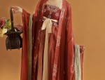 Mini-Sized Cheongsam Skirt with Long Chinese Style:A Blend of Tradition and Fashion