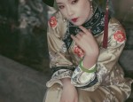 Ethereal Town:Original Hanfu Fashion in the Mist of Rain