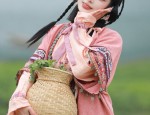 Summer in a Splendor:The Revival of Hanfu Kuxin 汉服裙裤)in Modern Times