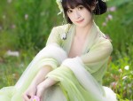 Plus-Size Traditional Chinese Fashion:The Evolution of Hanfu for Curvier Women