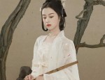 High School Student Rocks Traditional Hanfu Costume as a Passion for Ancient Culture