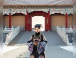 The Enchantment of Champagne-Colored High Heels with Cheongsam:A Fashionable Fusion