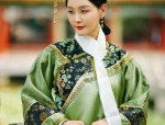 The Splendor of Hanfu Hair Ornamentation:The Story of Flower-Shaped Hairpieces