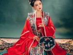 Elegant and Unique:The Allure of Shanhe Style in the Attire of Wen Kexings Character