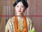 Summer Elegance of Eight-Year-Old Hanfu Fairy in Chinese Traditional Dress