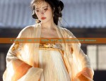 A Summer Tale of a Hanfu Girl with Long-sleeved Blouses