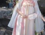 Winter Fashion in Song Dynasty:The Charm of Hanfu Coats