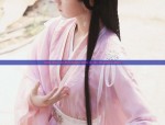 Fringed Hair Bands and the Revival of Hanfu Fashion:A Study in Traditional Elegance