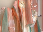 Improving Daily Commuting with Modernized Hanfu Fashion
