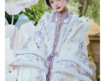 The Splendor of Hanfu:The Beauty of Han Dynasty Women in Traditional Chinese Attire