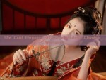 The Cool Elegance of White Modern Chinese Cheongsam