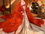 Koi锦鲤 in Hanfu汉服:Peach Blossom Sequence of Cultural Splendor