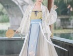 The Splendor of White Peacock Hanfu:A Journey into Traditional Chinese Elegance