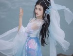 Babys Long-Sleeve Cheongsam Dress:A Guide to Fashion and Comfort