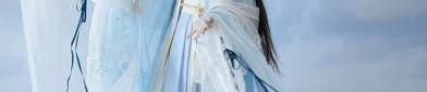 Ancient Hairpins and Traditional Hanfu Styles:A Journey into the Song Dynastys Hair Accessories