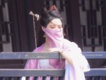 The Allure of Traditional Hanfu in Summer:The Cross-Over Style