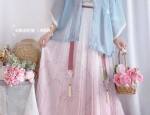 Winter Shoe Styles to Match Your Qipao:A Guide to Traditional Elegance