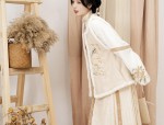 A Summer Tale of the Little Girl in Traditional Chinese-Style Hanfu Dress and Horseface Skirt