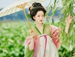 The Cultural Significance of Red Hair Rope in Hanfu Fashion