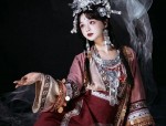 Ancient Childrens Hanfu Headdresses:A Glimpse into Traditional Chinese Childrens Hair Accessories