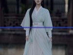 Reimagining the Chest-Length Robe:Modernizing Traditional Hanfu with the Qi-Xiong Robe Skirt