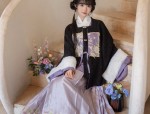 Scholar-Scholar Attire:The Tale of a Bookish Talent in Hanfu