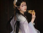 Wang Chuorans Hanfu Fashion:Exploring the Trend and Cultural Significance