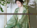 A Girls Pony Horse-Tail Skirt and the Charm of Pandas