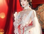 The Splendor of Hanfu:The Crown and Robe of the Phoenix