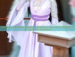 Embracing the Elegance:Styling a Horseface Skirt with Traditional Hair Combs and Headpieces