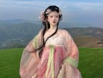 Reimagining the Classic Cheongsam Two-Piece Set in Retro Style