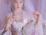 Winter Revamping of Cheongsam for Petite Women:A Guide to Styling and Fitting