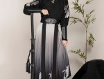 Pants to Match Traditional Chinese Hanfu Costumes:A Guide to Styling and Selection