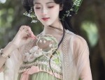 Ancient Style of Summer Hanfu for Two Besties